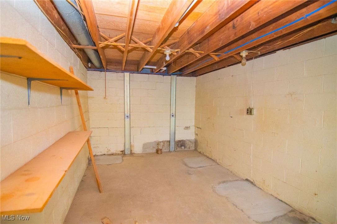 1919 Bel-aire Terrace Steubenville OH 43952