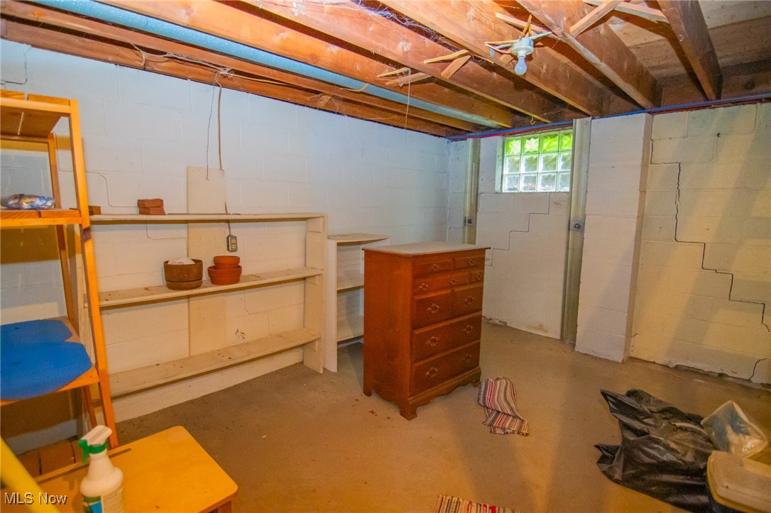 1919 Bel-aire Terrace Steubenville OH 43952