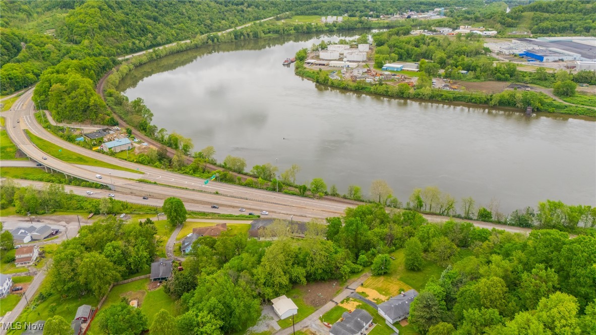 1919 Bel-aire Terrace Steubenville OH 43952