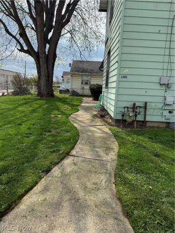 1301 Wertz Avenue SW Canton OH 44710