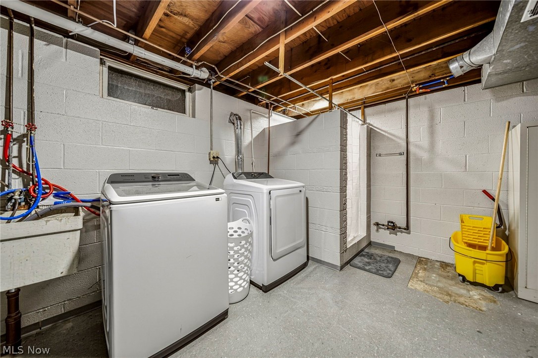 5226 State Road Ashtabula OH 44004