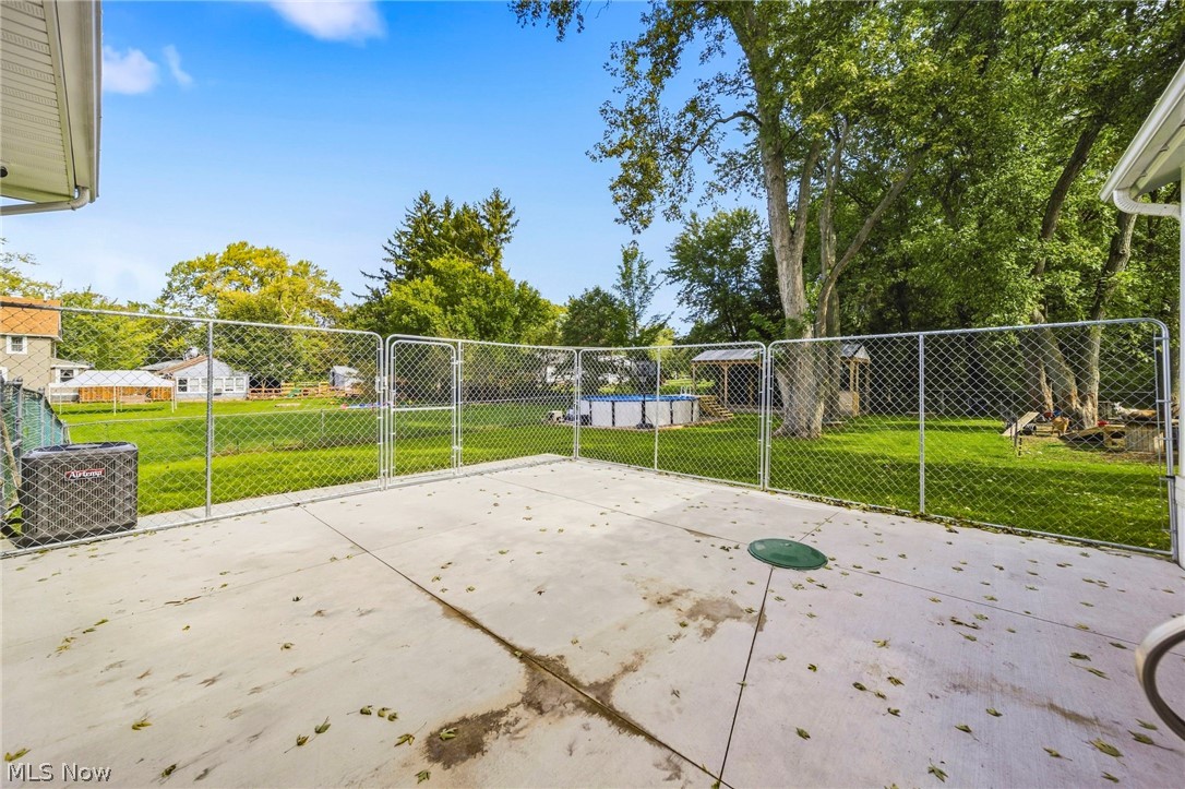 5226 State Road Ashtabula OH 44004