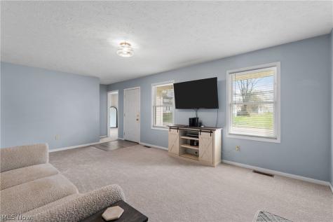 1415 2nd Street NE Canton OH 44704