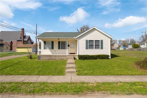 1415 2nd Street NE Canton OH 44704