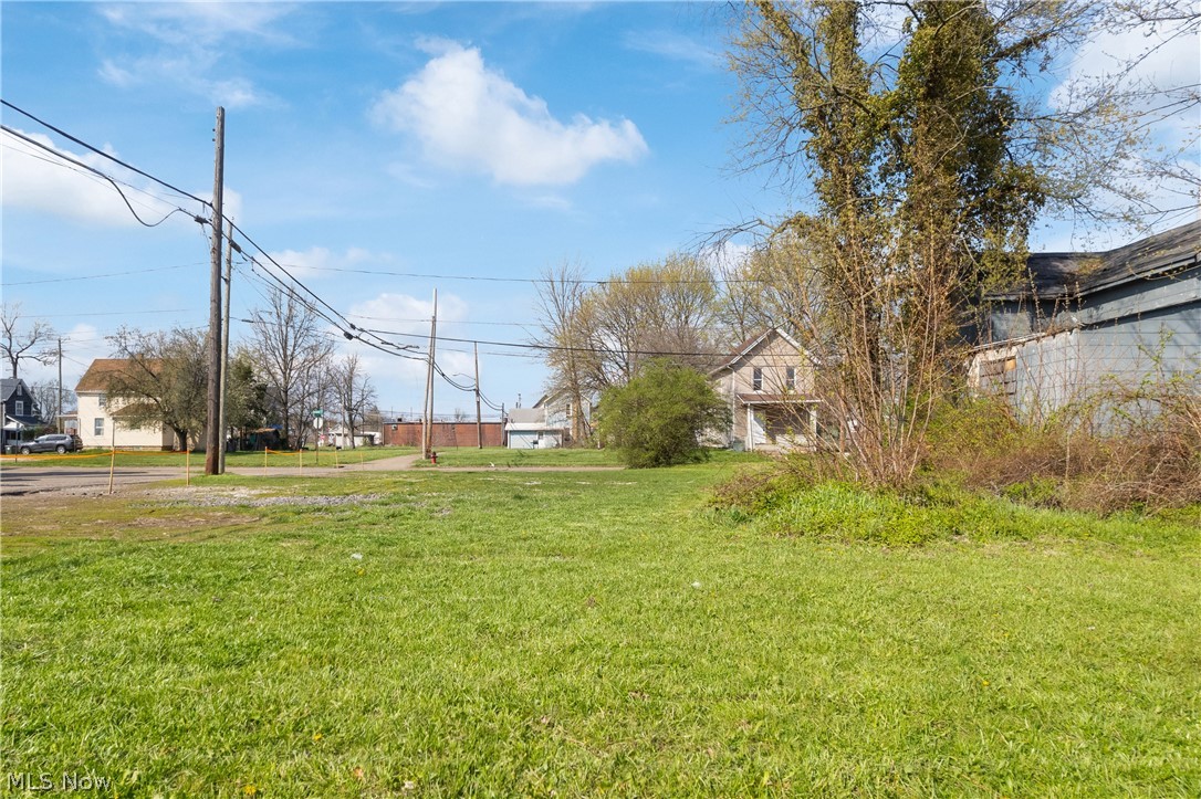 1415 2nd Street NE Canton OH 44704