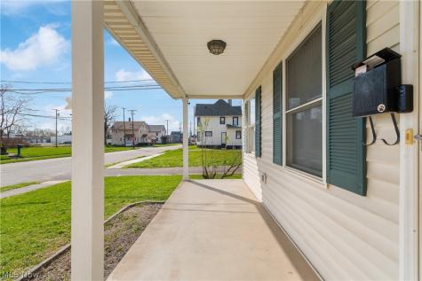 1415 2nd Street NE Canton OH 44704