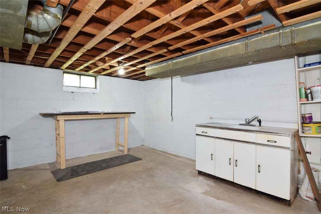 20685 Alameda Parkway Highland Hills OH 44128