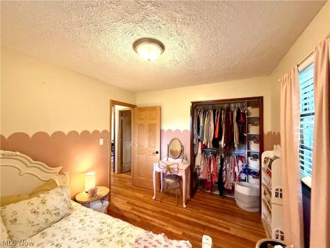 11250 Loris Avenue Aurora OH 44202