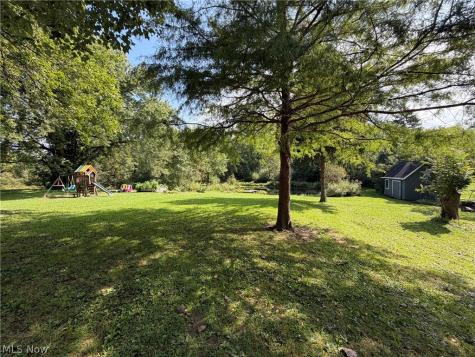 11250 Loris Avenue Aurora OH 44202