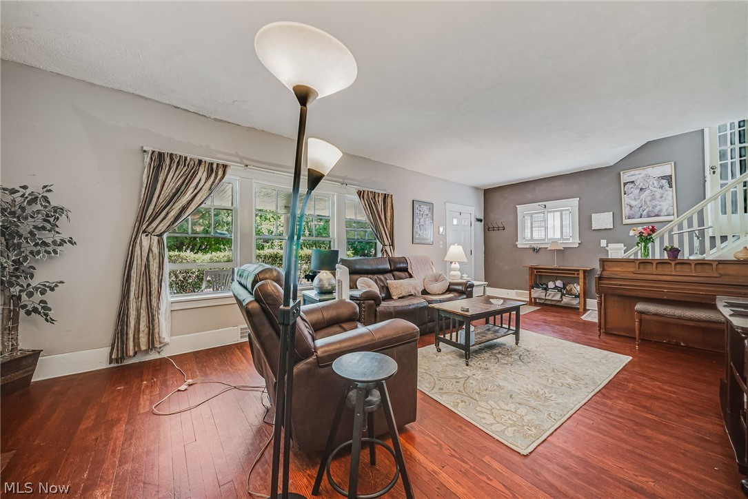 3537 E Scarborough Road Cleveland Heights OH 44118
