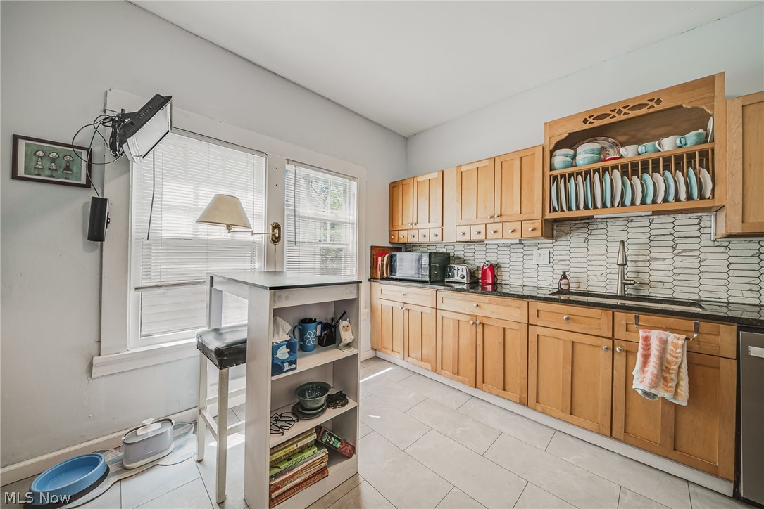 3537 E Scarborough Road Cleveland Heights OH 44118