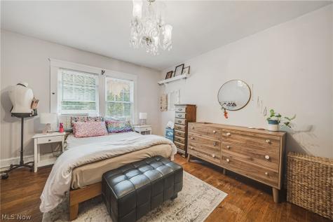 3537 E Scarborough Road Cleveland Heights OH 44118