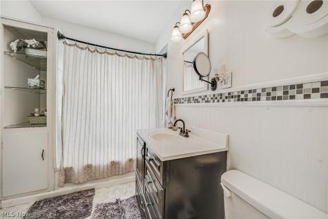 3537 E Scarborough Road Cleveland Heights OH 44118