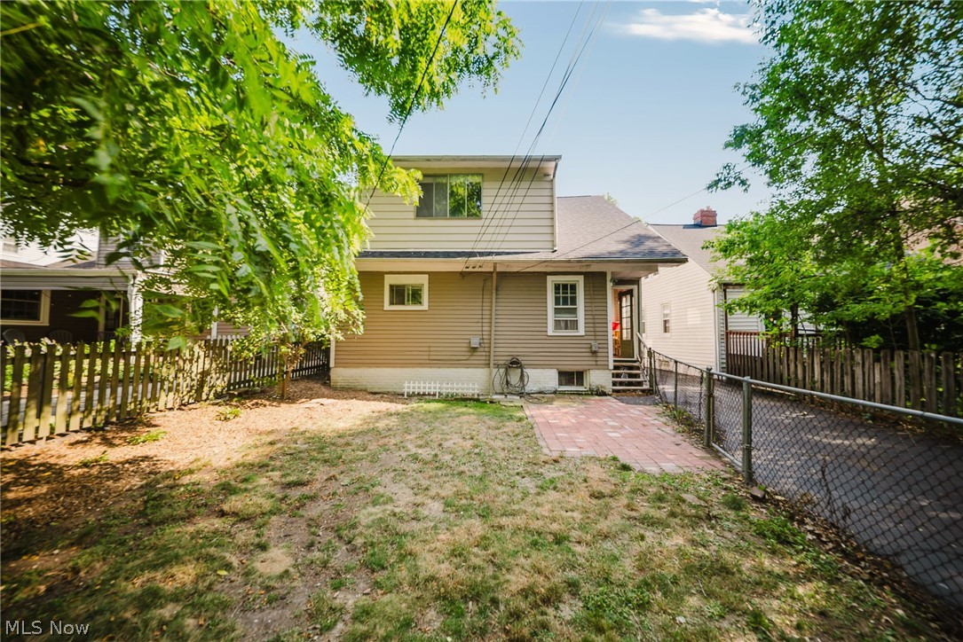 3537 E Scarborough Road Cleveland Heights OH 44118