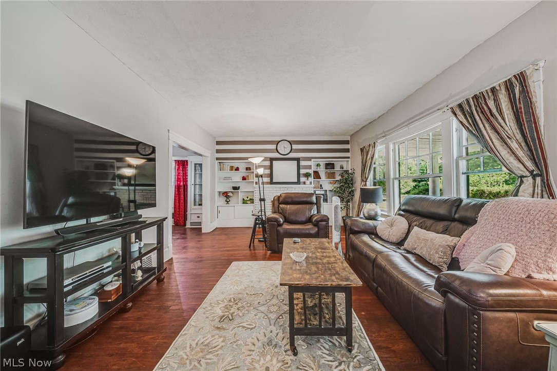 3537 E Scarborough Road Cleveland Heights OH 44118