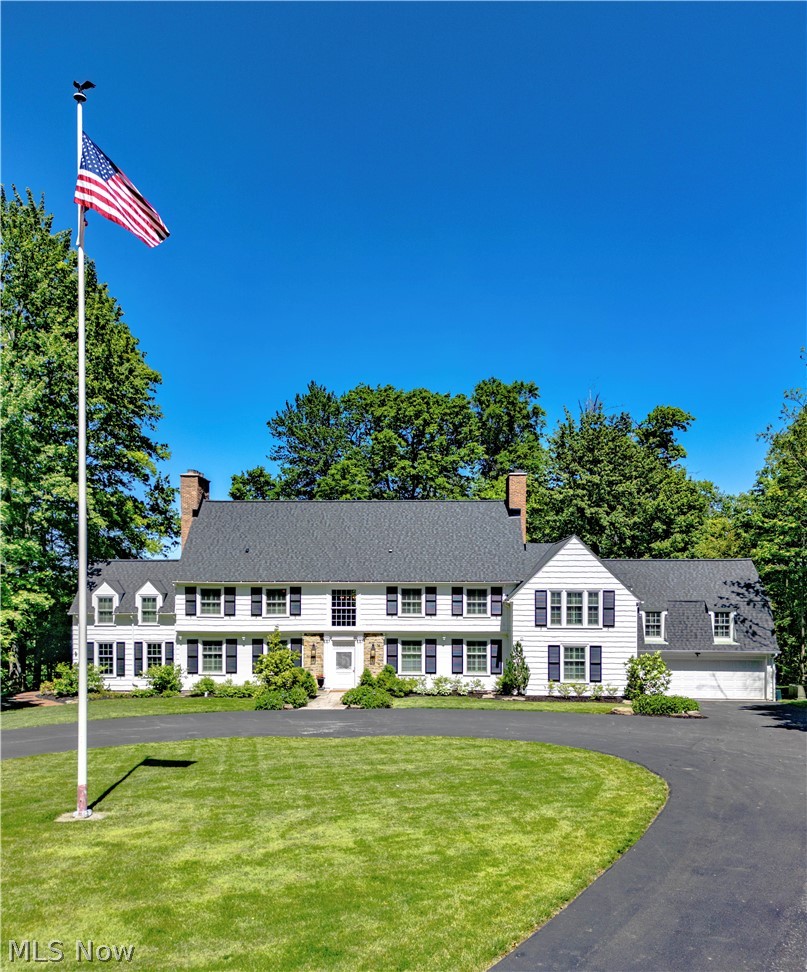 1219 W Hill Drive Gates Mills OH 44040