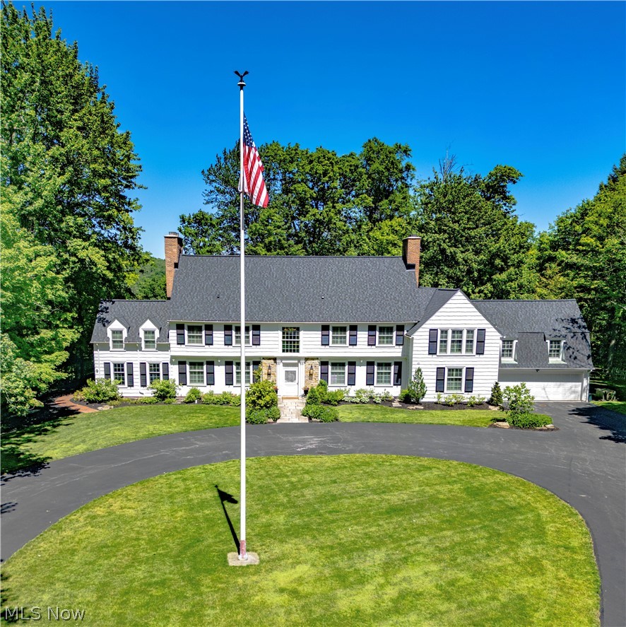 1219 W Hill Drive Gates Mills OH 44040
