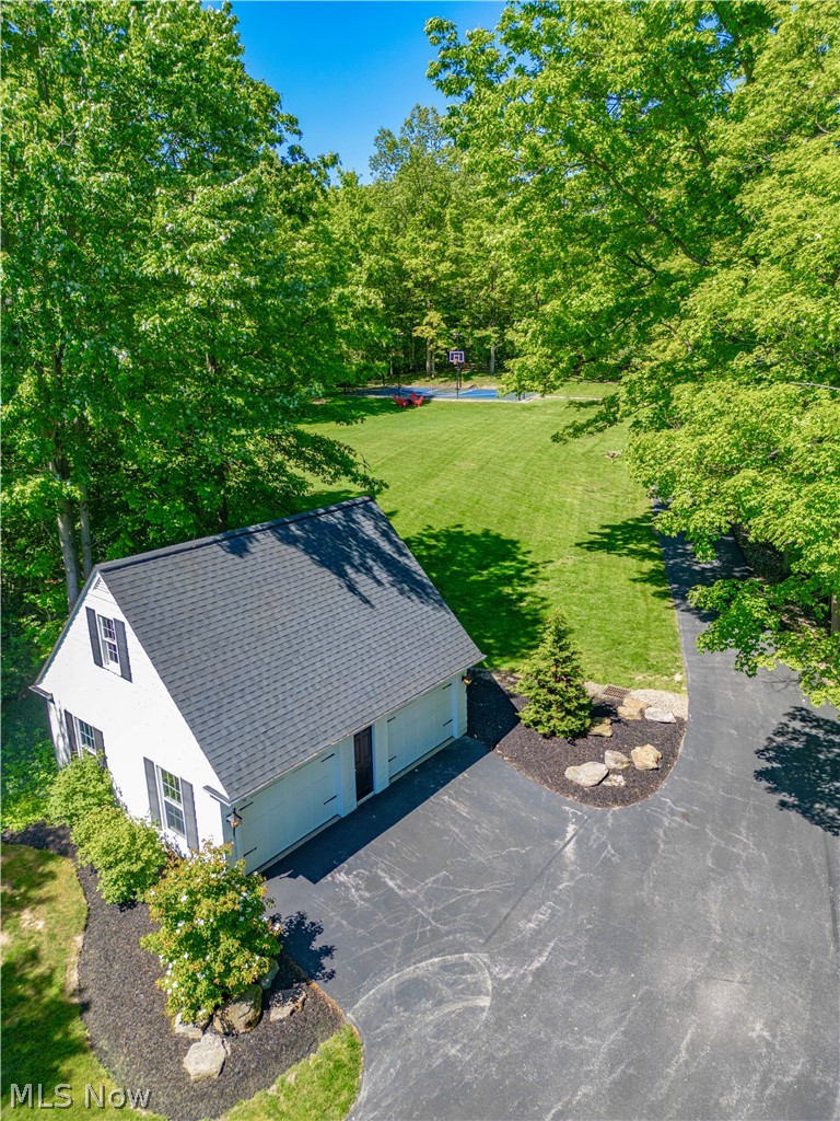 1219 W Hill Drive Gates Mills OH 44040