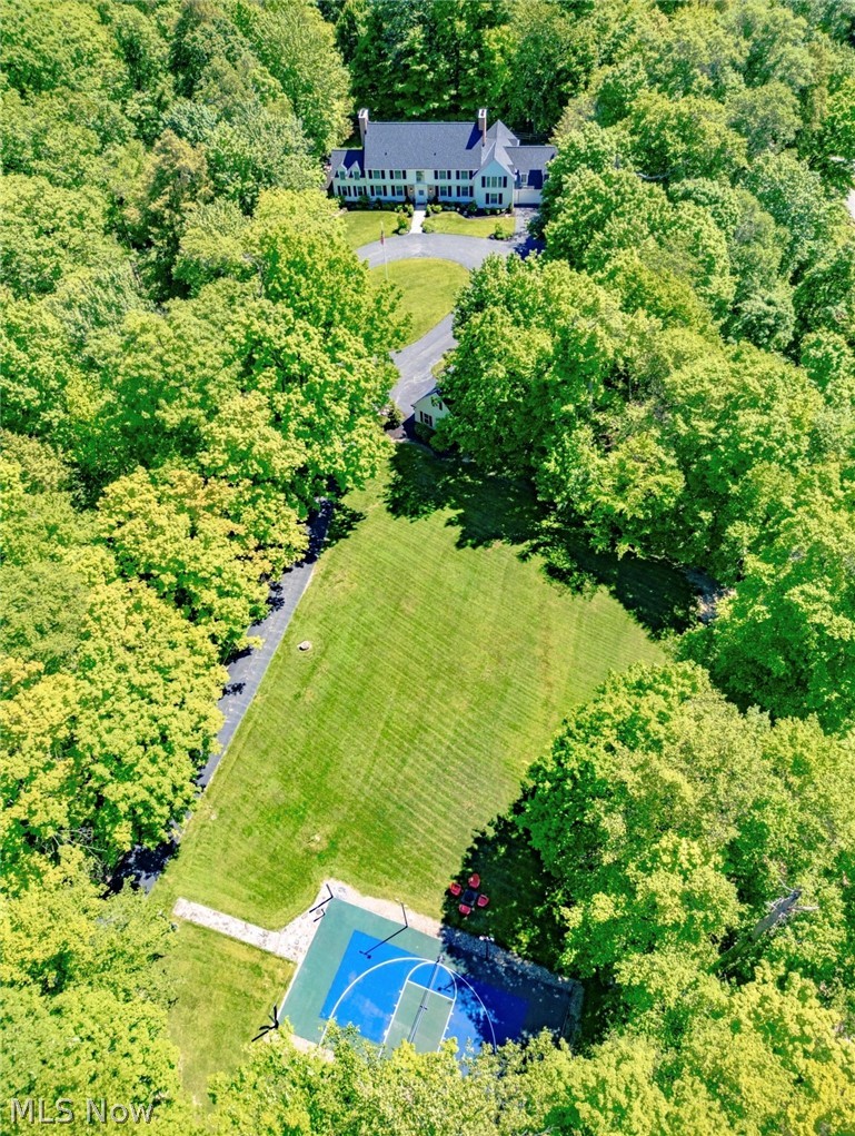 1219 W Hill Drive Gates Mills OH 44040