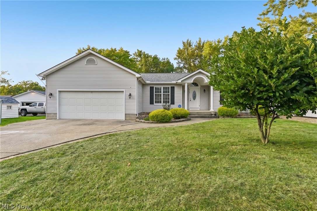 2145 Overland Avenue NE Warren OH 44483