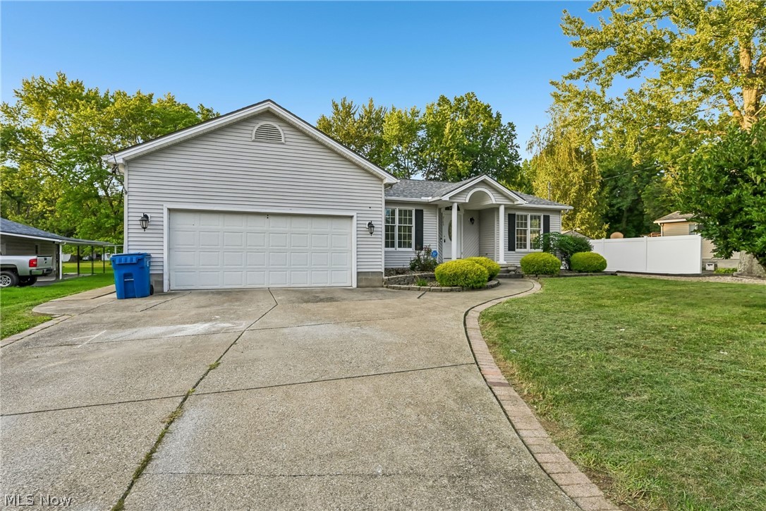 2145 Overland Avenue NE Warren OH 44483