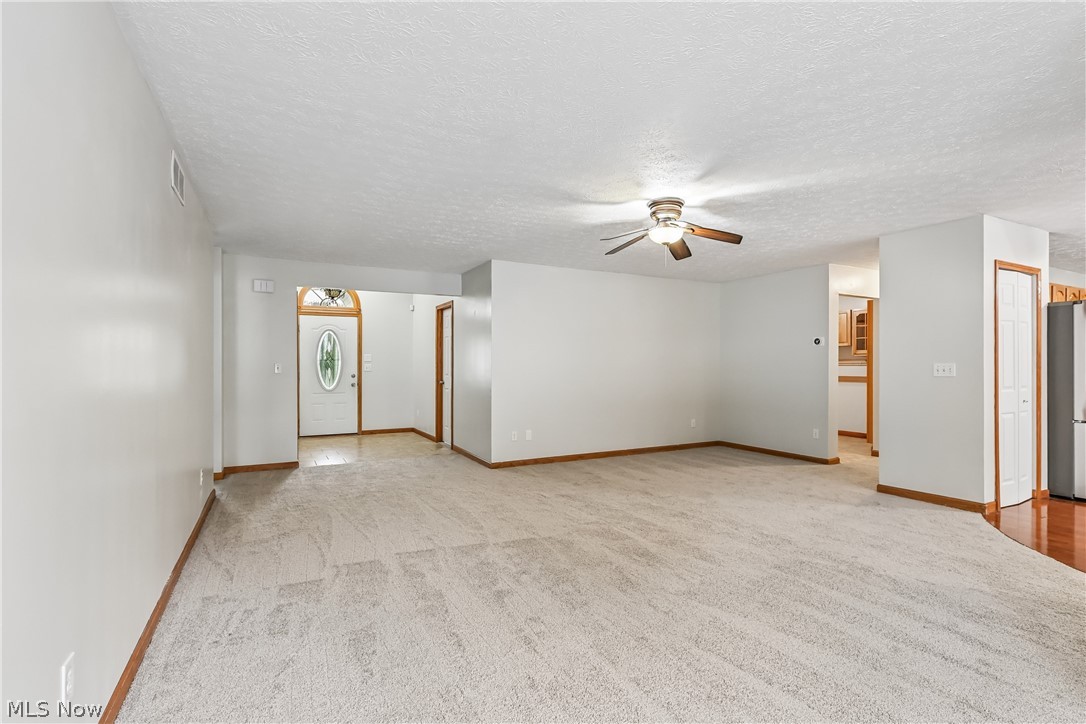 2145 Overland Avenue NE Warren OH 44483