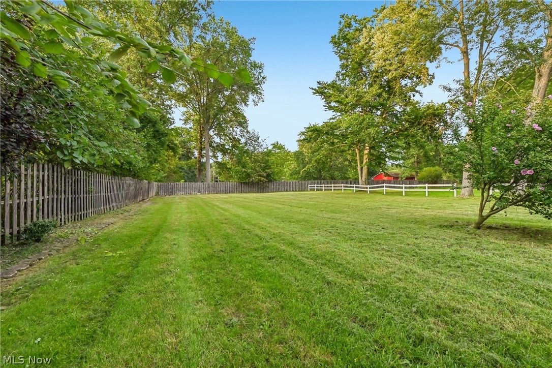 2145 Overland Avenue NE Warren OH 44483