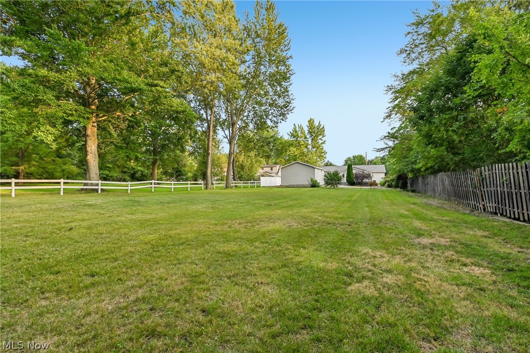 2145 Overland Avenue NE Warren OH 44483