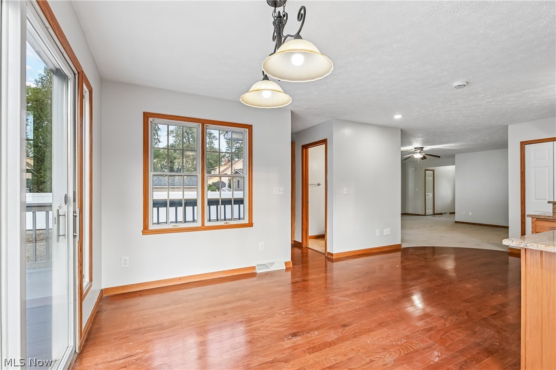 2145 Overland Avenue NE Warren OH 44483