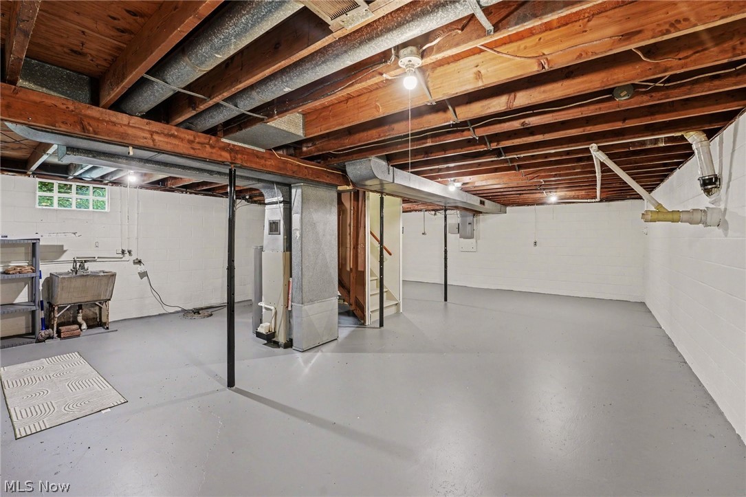 1802 Ohio Avenue Ashtabula OH 44004