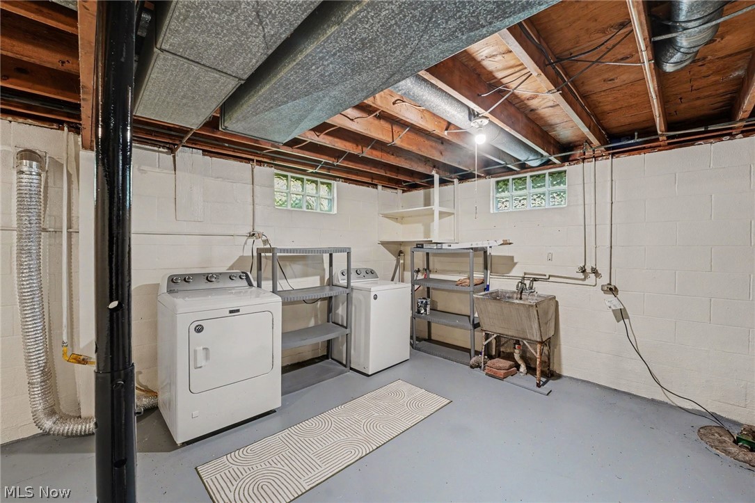 1802 Ohio Avenue Ashtabula OH 44004