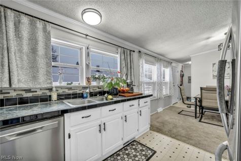 27202 Cook Road Olmsted Twp OH 44138