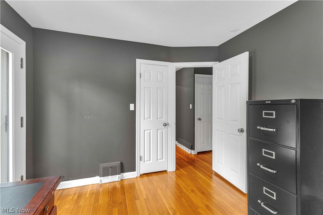 28011 Sites Road Bay Village OH 44140