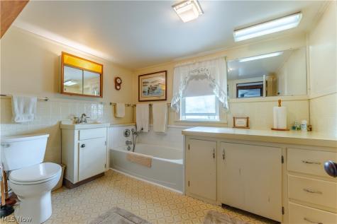 2483 Steiner Road Creston OH 44217
