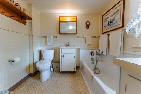 2483 Steiner Road Creston OH 44217