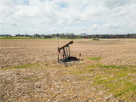 2483 Steiner Road Creston OH 44217