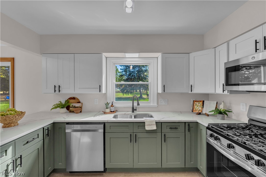 10711 Meadowbrook Drive Parma Heights OH 44130