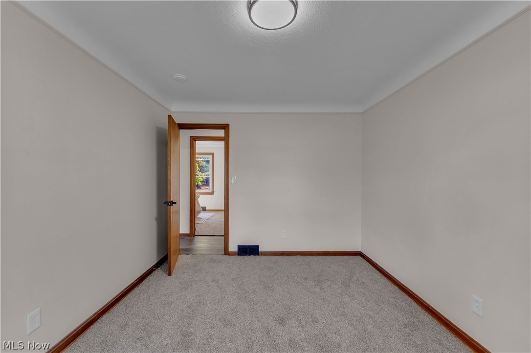10711 Meadowbrook Drive Parma Heights OH 44130