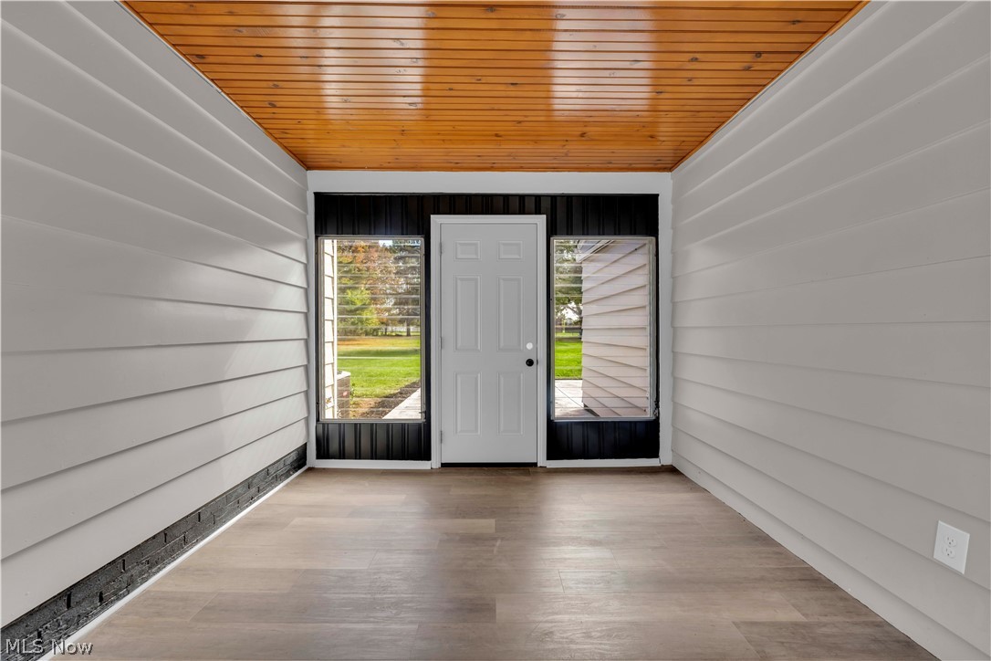 10711 Meadowbrook Drive Parma Heights OH 44130