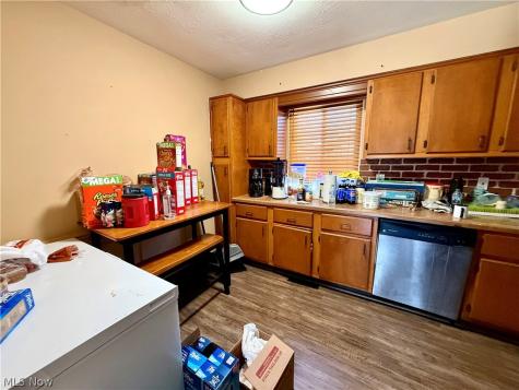 79 W Grace Street Bedford OH 44146
