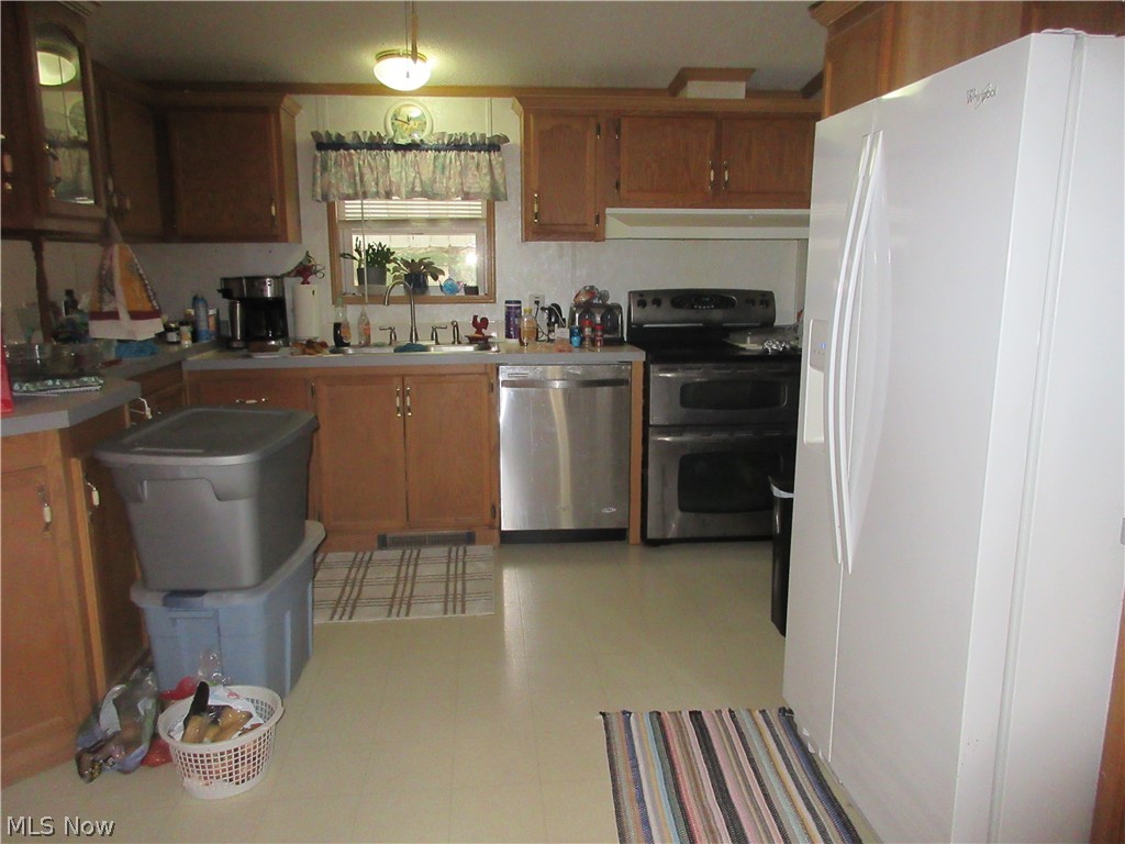 6796 Pymatuning Lake Road Andover OH 44003