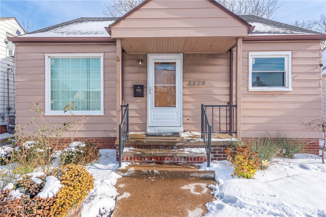4529 W 150th Street Cleveland OH 44135