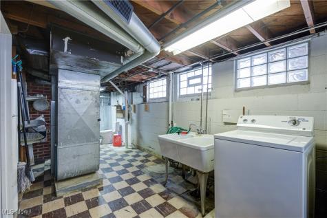 4529 W 150th Street Cleveland OH 44135