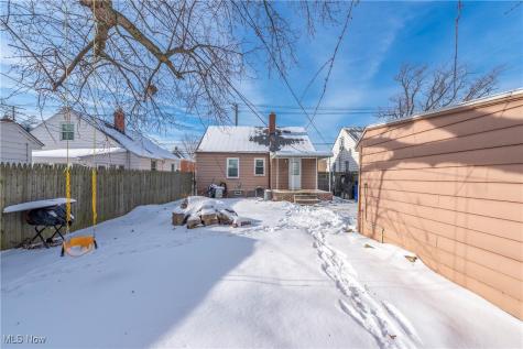 4529 W 150th Street Cleveland OH 44135