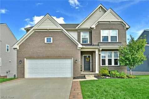 987 Hawkin Lane Aurora OH 44202