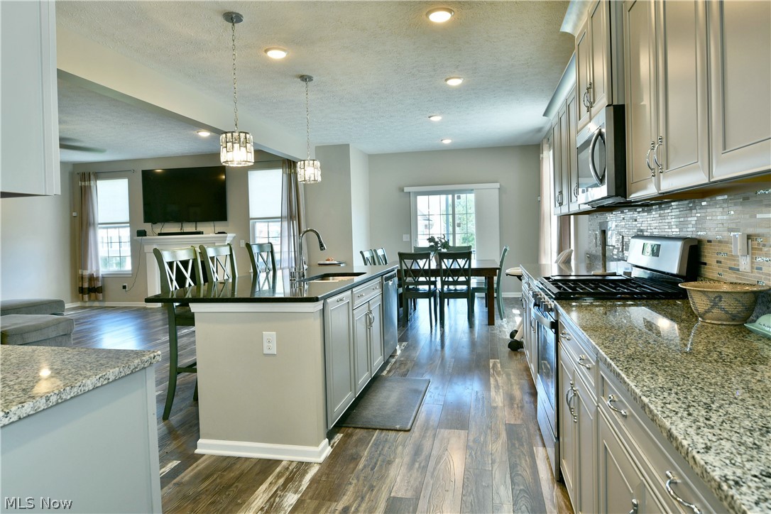 987 Hawkin Lane Aurora OH 44202