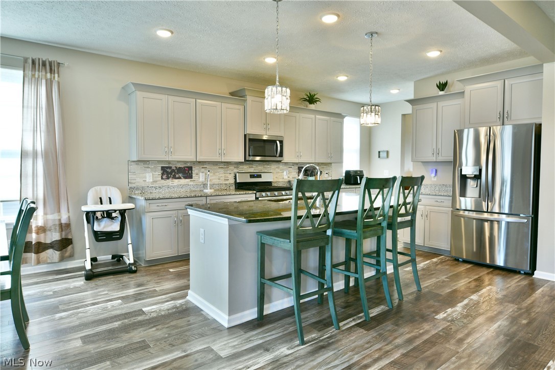 987 Hawkin Lane Aurora OH 44202