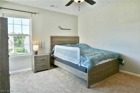 987 Hawkin Lane Aurora OH 44202