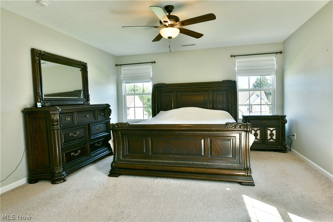 987 Hawkin Lane Aurora OH 44202