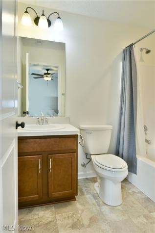 987 Hawkin Lane Aurora OH 44202